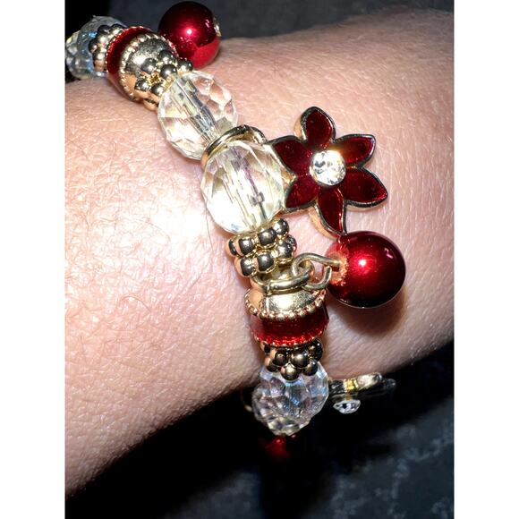 💜 3/$25 💜 Kenneth Cole Bracelet Christmas Poinsettia Stretch Enameled Charms - Picture 4 of 8